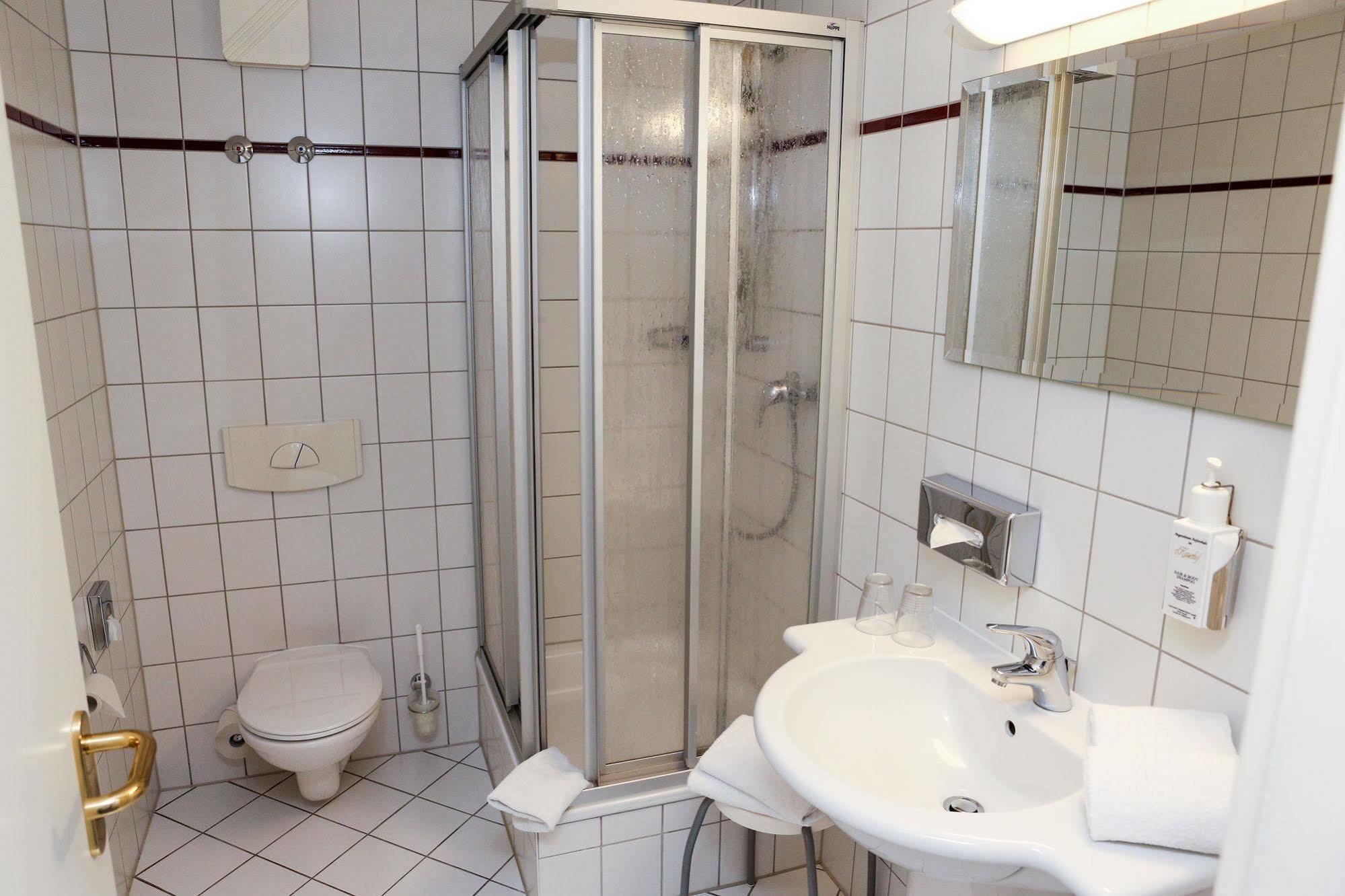 Hotel Kaiserhof Radeberg Dış mekan fotoğraf