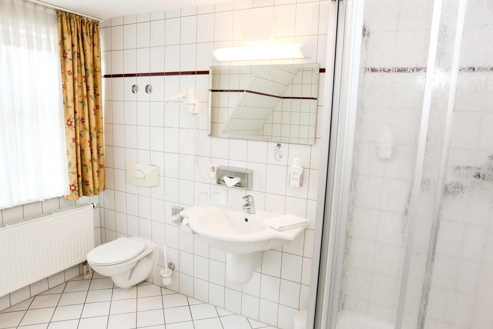 Hotel Kaiserhof Radeberg Dış mekan fotoğraf