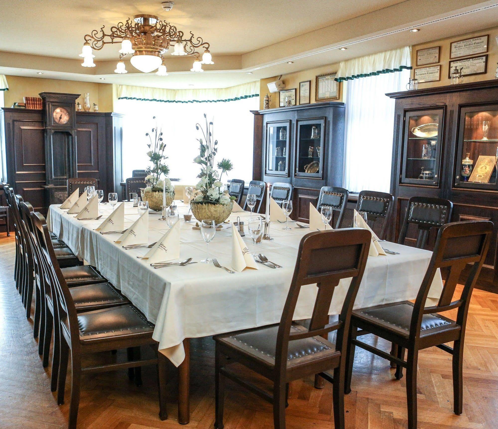 Hotel Kaiserhof Radeberg Dış mekan fotoğraf