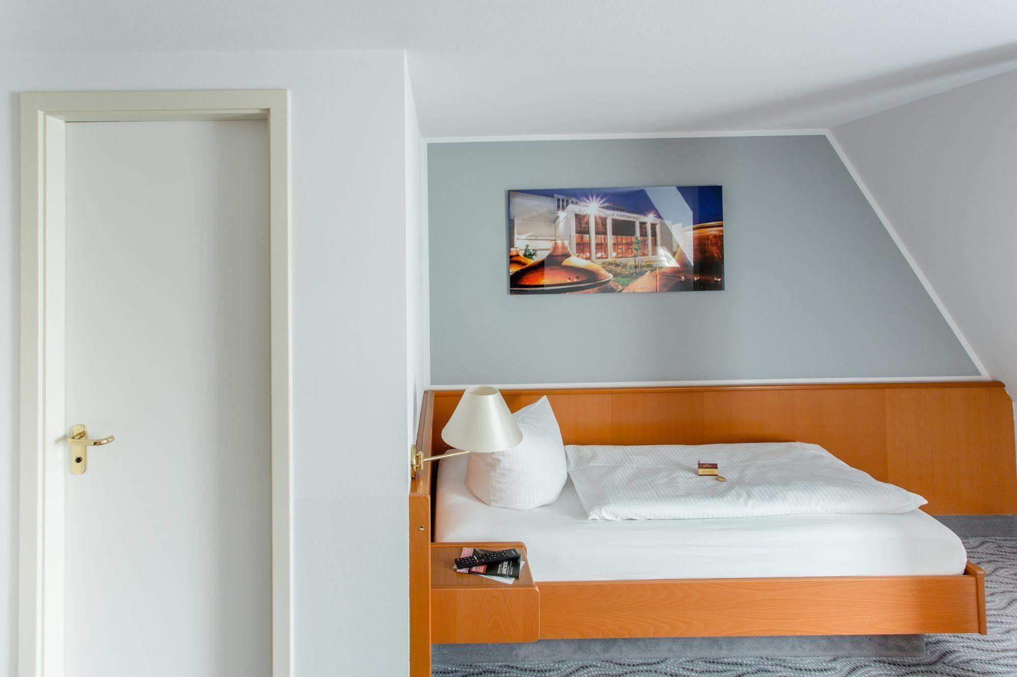 Hotel Kaiserhof Radeberg Dış mekan fotoğraf